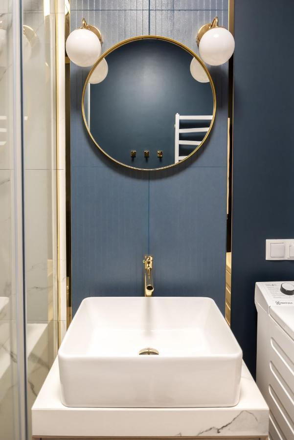 Elegant Junior Apartment